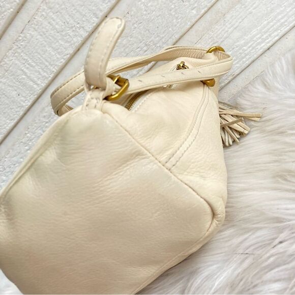 HOBO Ivory Leather Blaze Convertible Hobo Shoulder Bag Backpack Drawstring - Picture 11 of 14